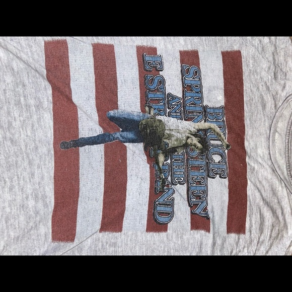 Graphic Tee! - Picture 2 of 4